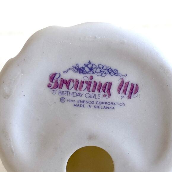 1982 Enesco Growing Up Birthday Girls Figurine - Age 4 - Cake Topper - Picture 8 of 8